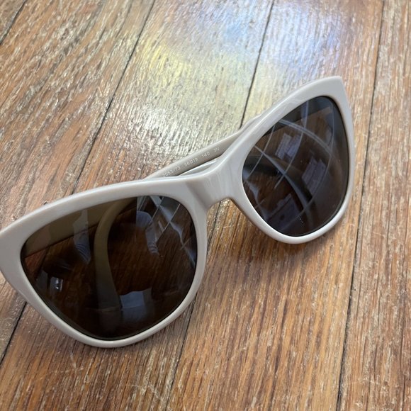 Stella McCartney Tan Mocha Slight Cat Eye Gradiant Sunglasses main image 7